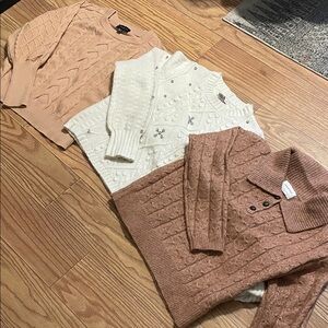 Women's Cable Knit Sweaters- Cream and Tan
